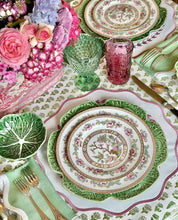 Load image into Gallery viewer, Linen Scalloped Square | Garden Green