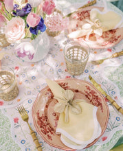 Load image into Gallery viewer, Square Scalloped Placemat | Jardin de Fleurs- Pink
