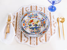 Load image into Gallery viewer, Round Scalloped Placemat | Boxwood Garden - Espresso