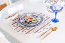 Load image into Gallery viewer, Round Scalloped Placemat | Boxwood Garden - Espresso