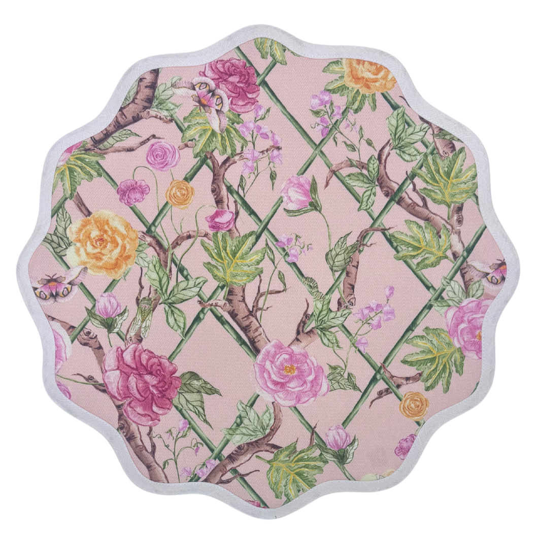 Round Scalloped Placemat | Climbing Roses - Blush
