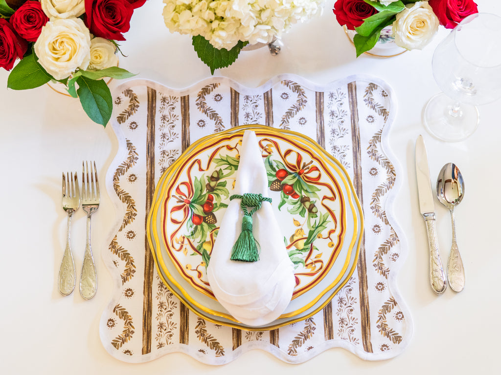 Square Scalloped Placemat | Boxwood Garden - Espresso