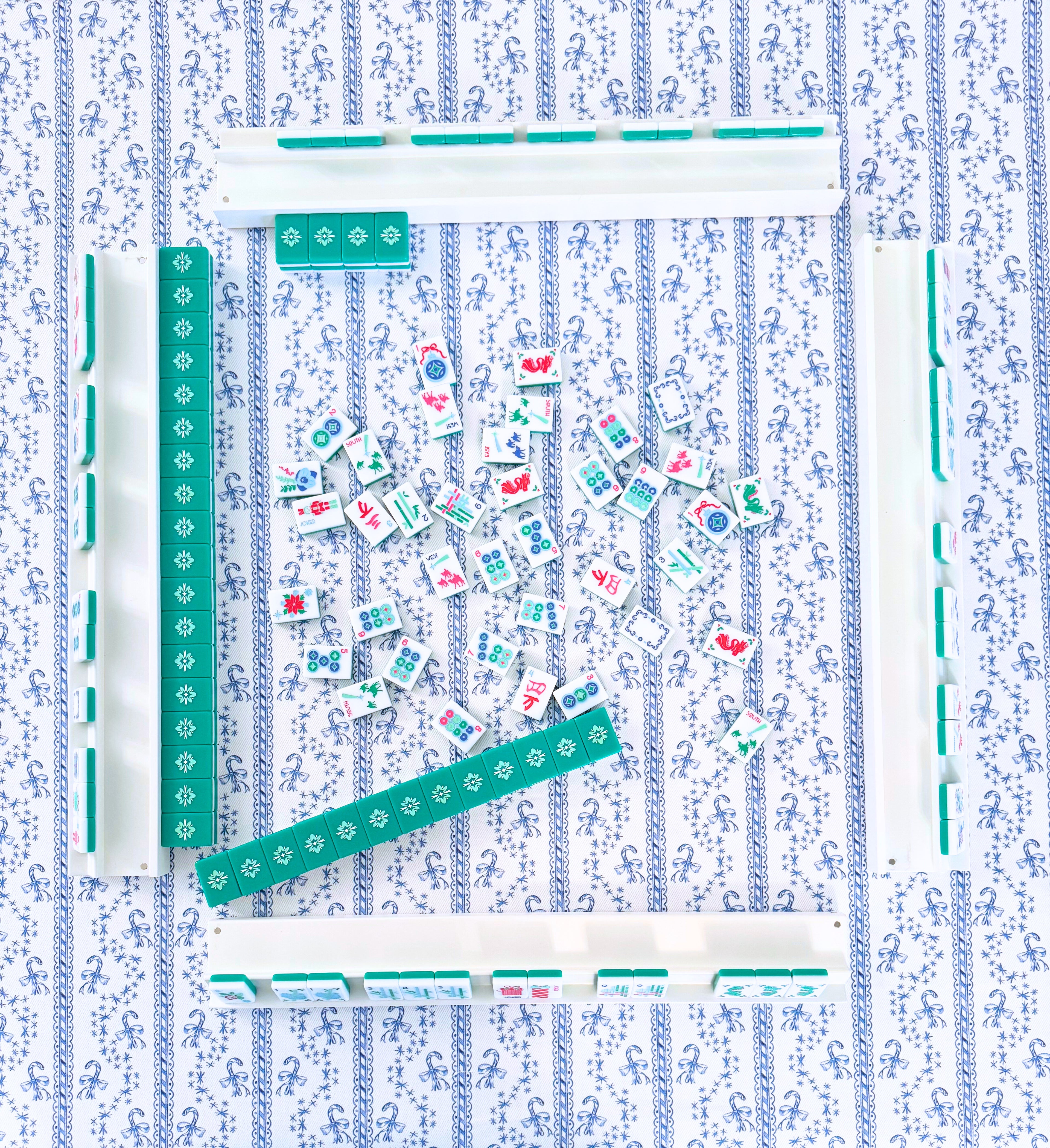 Scalloped Square Game Table Topper | Winter Toile
