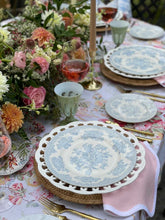 Load image into Gallery viewer, Linen Scalloped Square | Peony Pink
