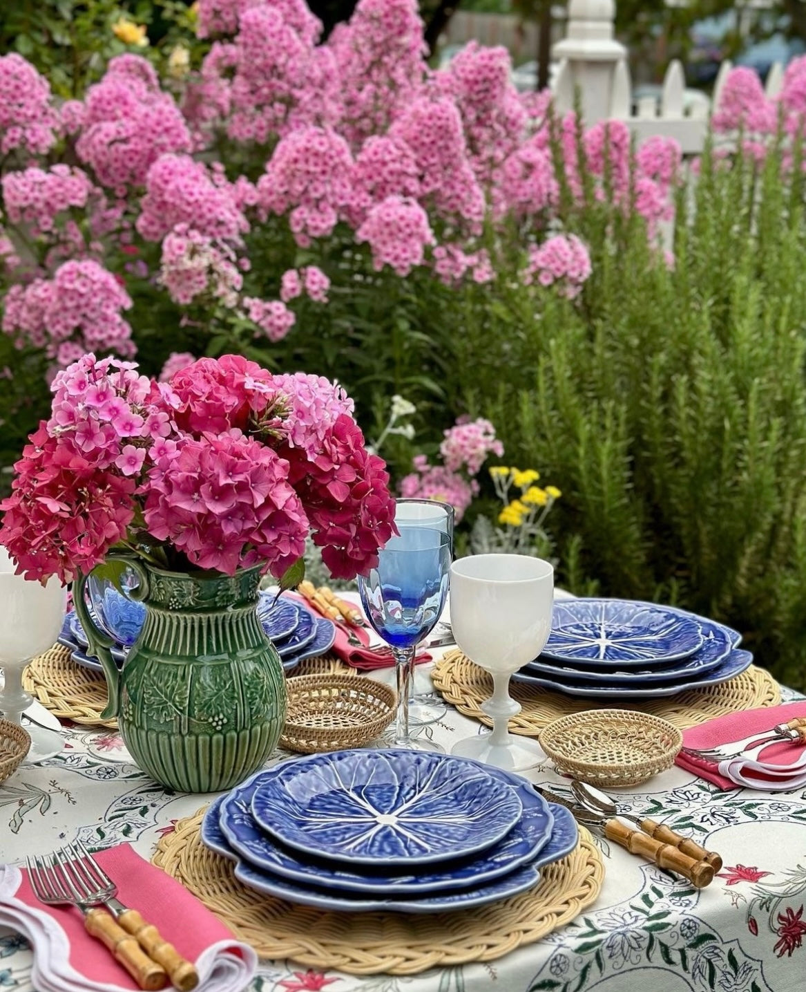 Linen Scalloped Square | Hibiscus Pink