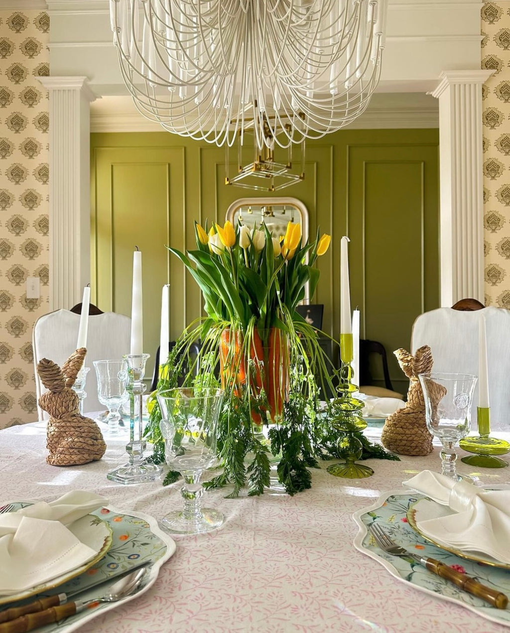 Round Scalloped Placemat | Jardin de Fleurs - Sage