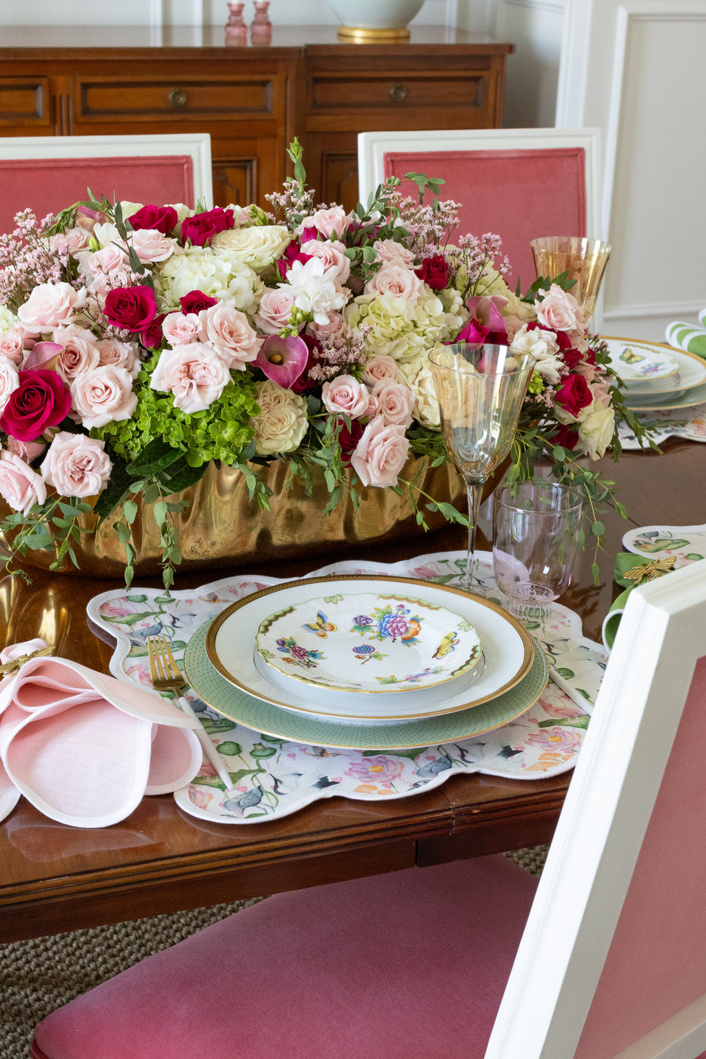 Square Scalloped Placemat | Waterlily