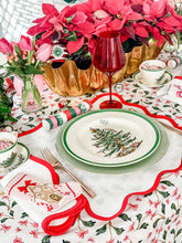 Load image into Gallery viewer, Linen Scalloped Square | Lily White with Rosebud Red
