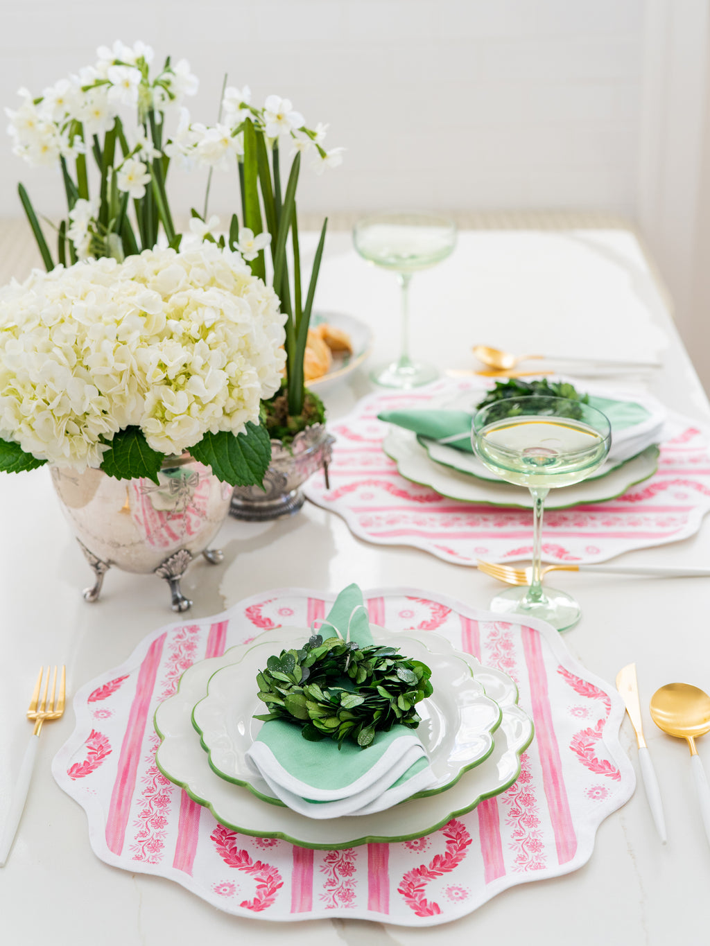Round Scalloped Placemat | Boxwood Garden-Rose