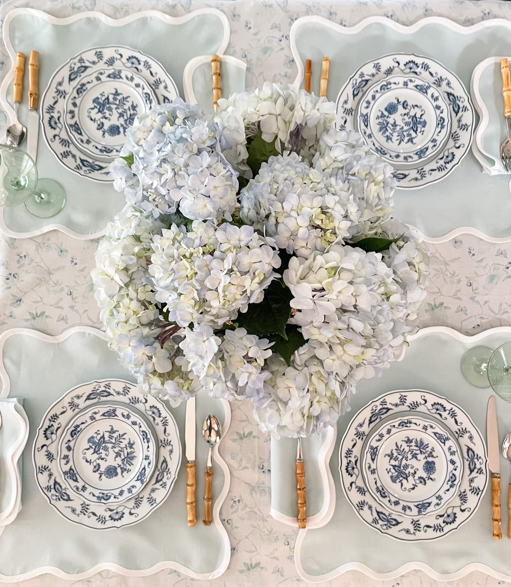 Linen Scalloped Square | Sage Green