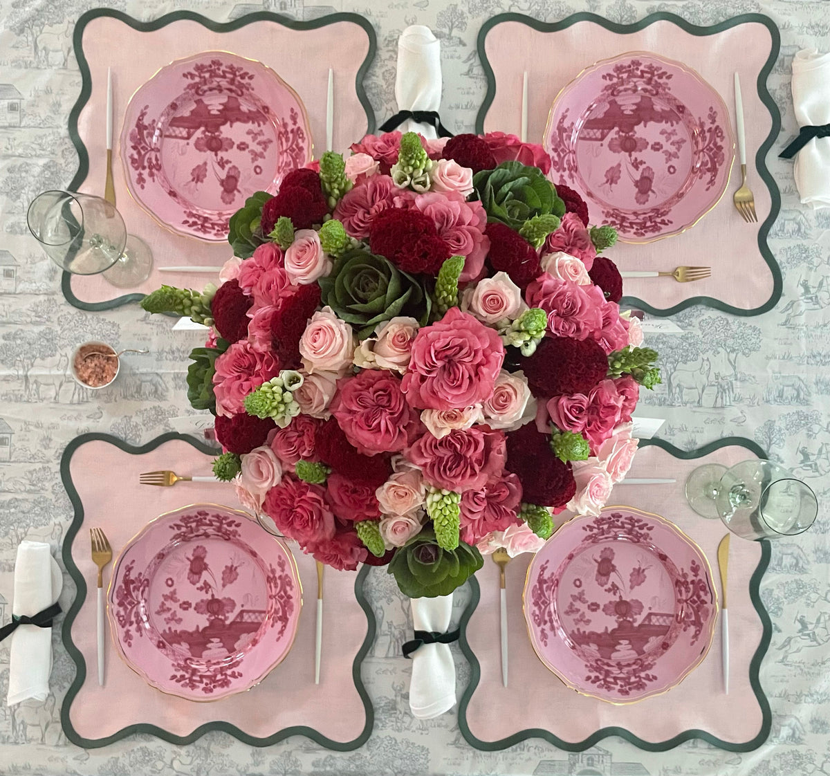 Linen Scalloped Square | Peony Pink with Pine Green